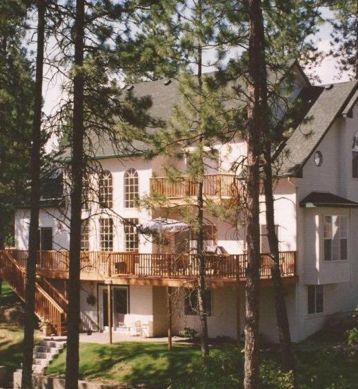 River Cove Elegant Waterfront Bed & Breakfast Post Falls Extérieur photo