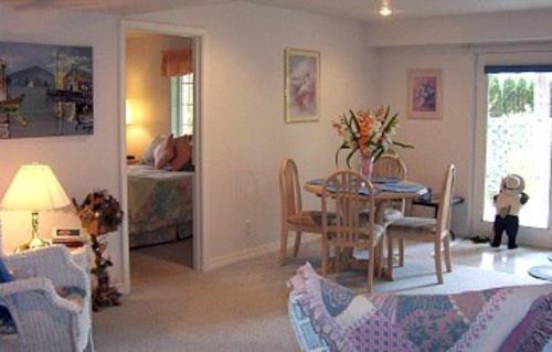 River Cove Elegant Waterfront Bed & Breakfast Post Falls Extérieur photo